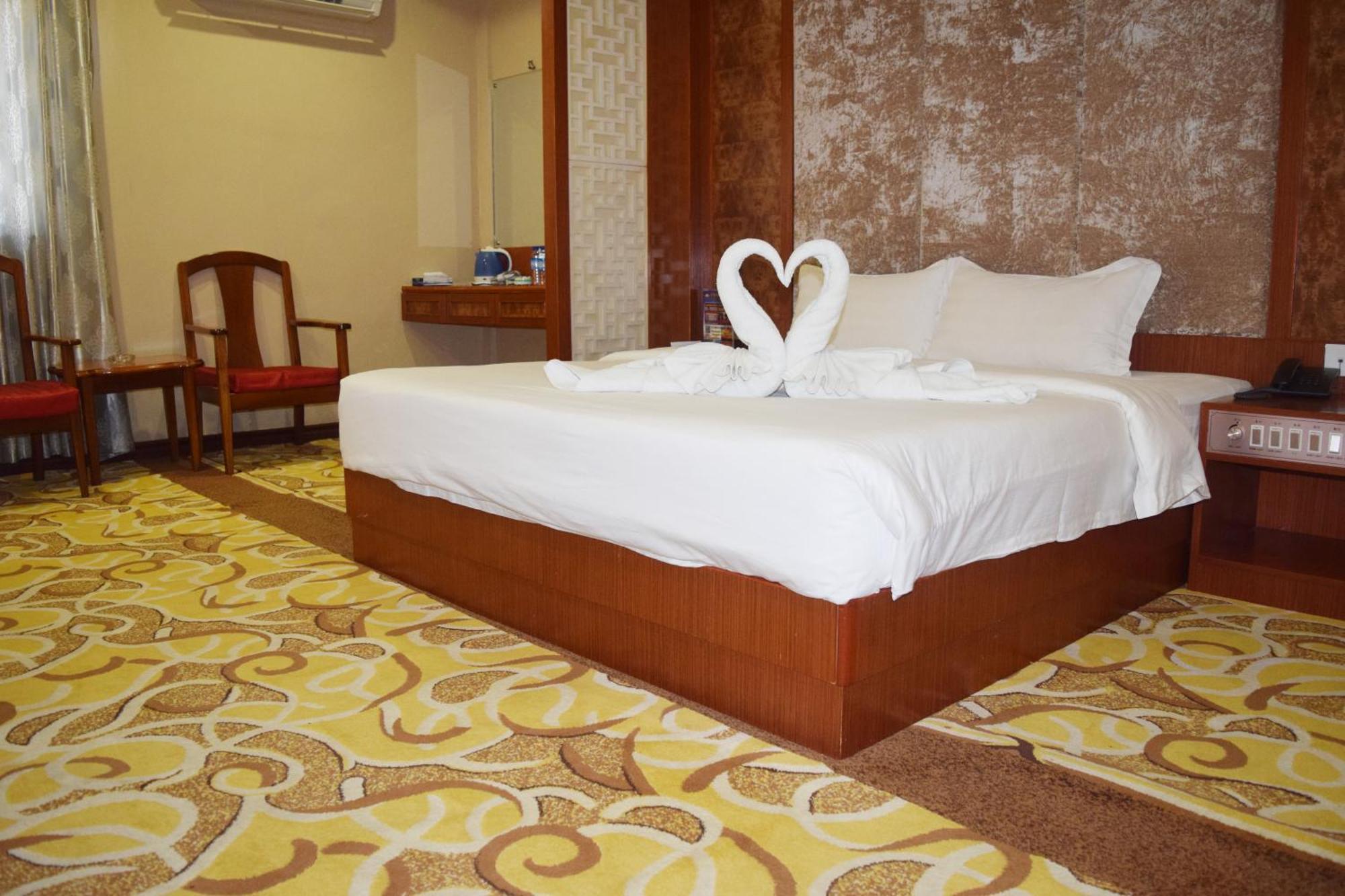 Dansavanh Vientiane Hotel Exterior photo